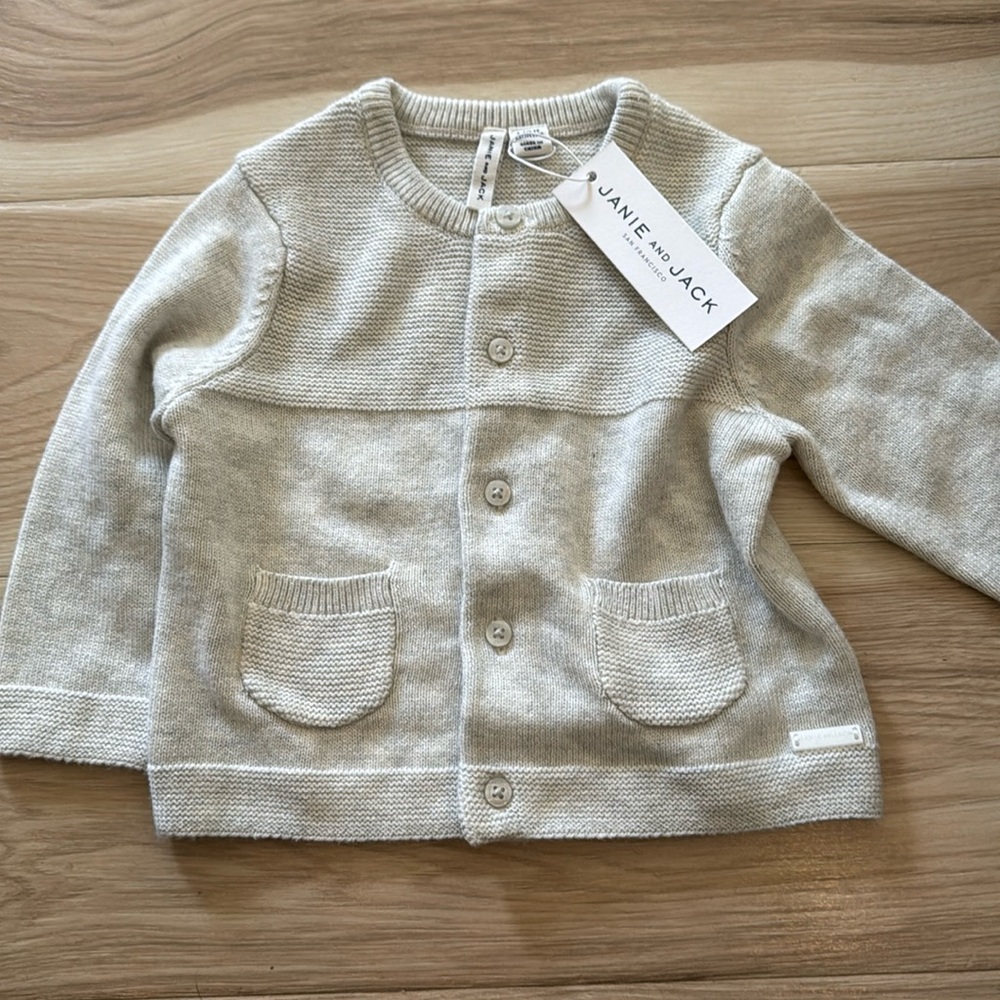 Grey cardigan